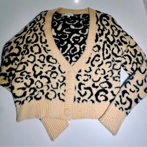 For love & lemons sweater with buttons